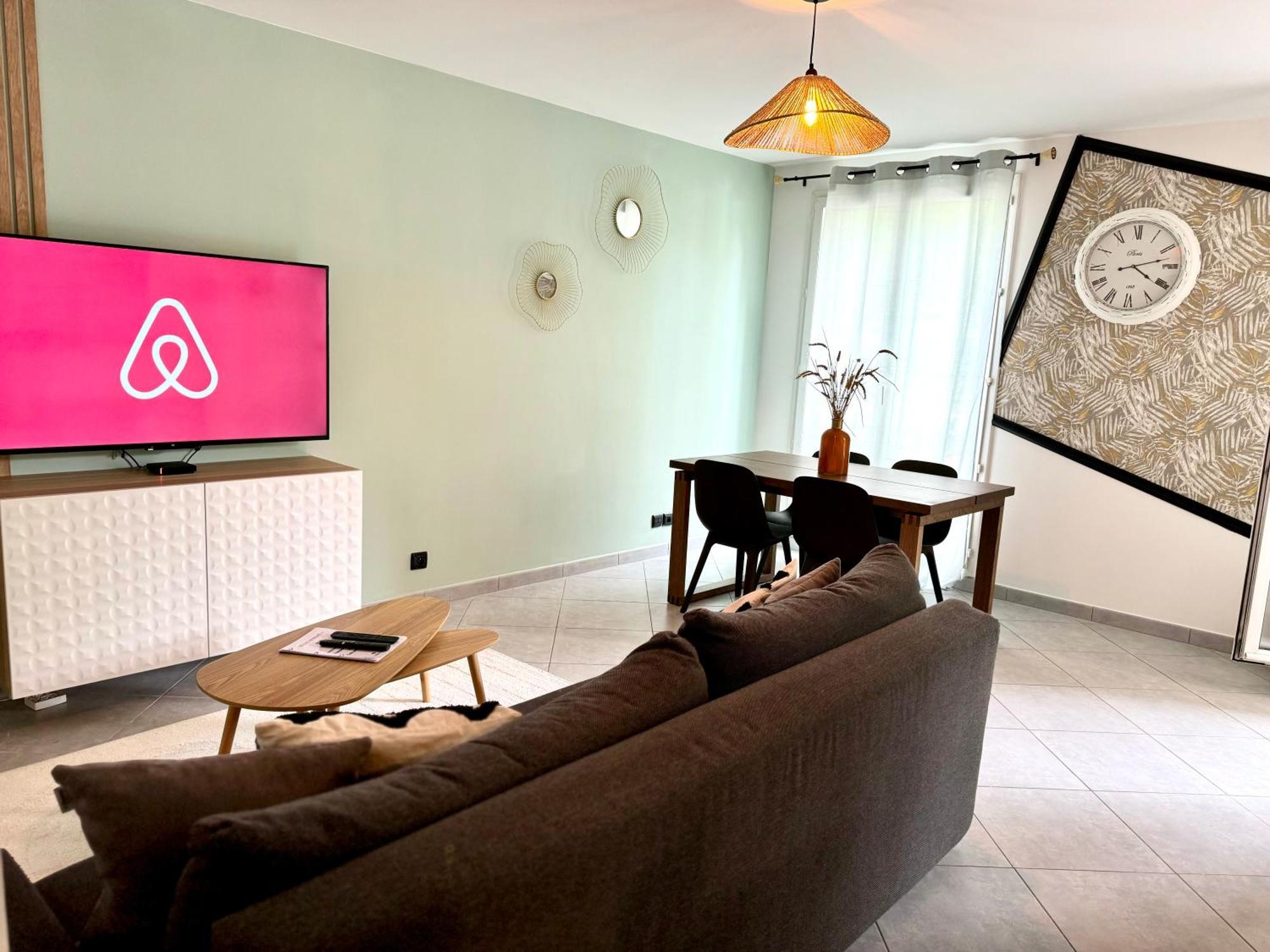Appart' Calme - 48M² - Proche Versailles - Paris Elancourt Buitenkant foto